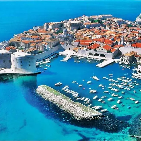 Marina Deluxe Ντουμπρόβνικ