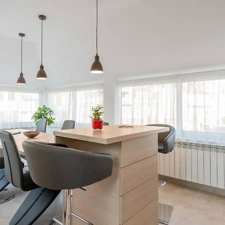 Marina Deluxe Apartman *