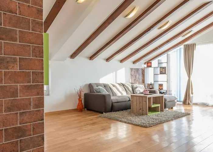 Marina Deluxe * دوبروفينك